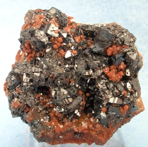 Braunite, Andradite image