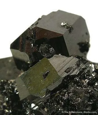 Braunite - image 2