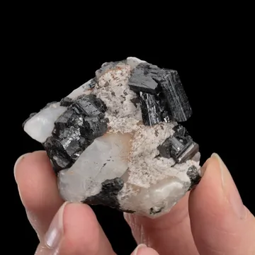 Braunite with Calcite