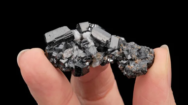 Braunite with Calcite