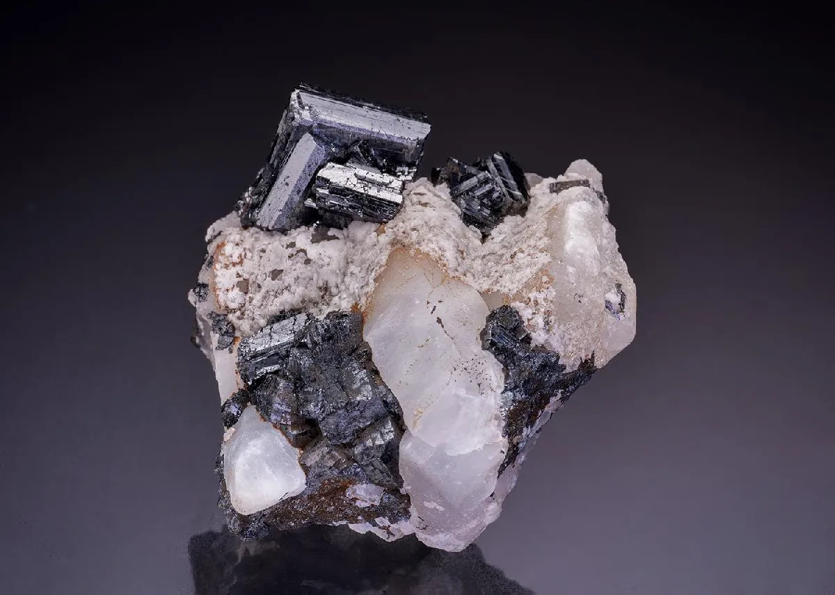 Braunite with Calcite - image 1