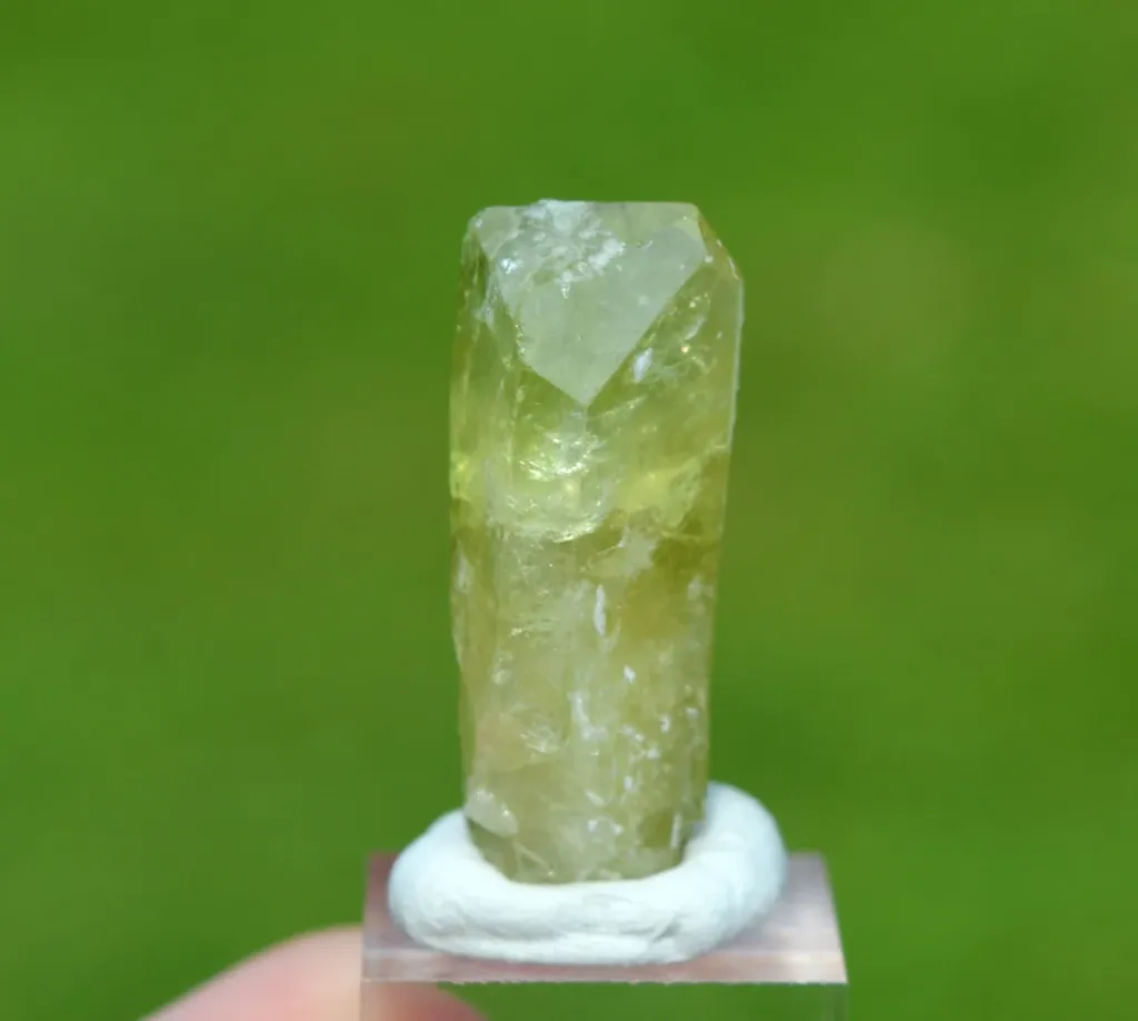 Brazilianite 11.4 grams - Linópolis, Divino das Laranjeiras, Minas Gerais, Brazil - image 7