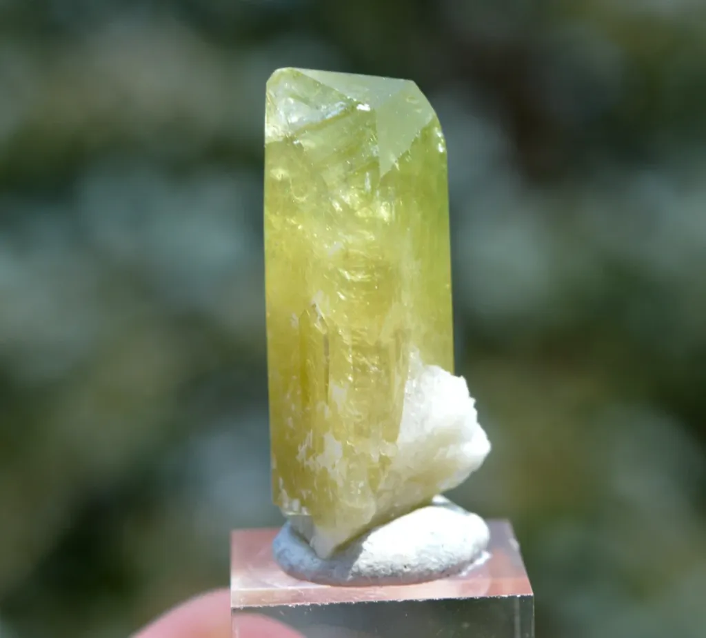 Brazilianite 13.1 grams - Linópolis, Divino das Laranjeiras, Minas Gerais, Brazil - image 2