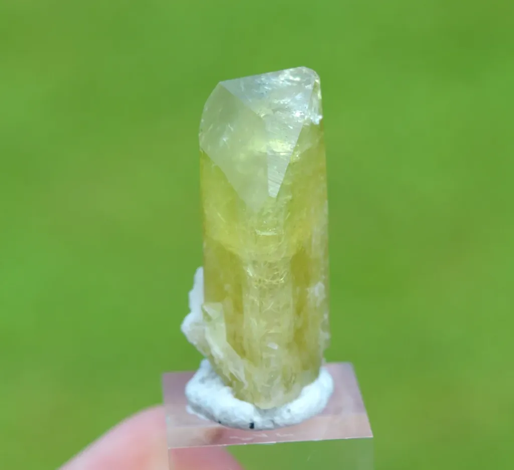 Brazilianite 13.1 grams - Linópolis, Divino das Laranjeiras, Minas Gerais, Brazil - image 10
