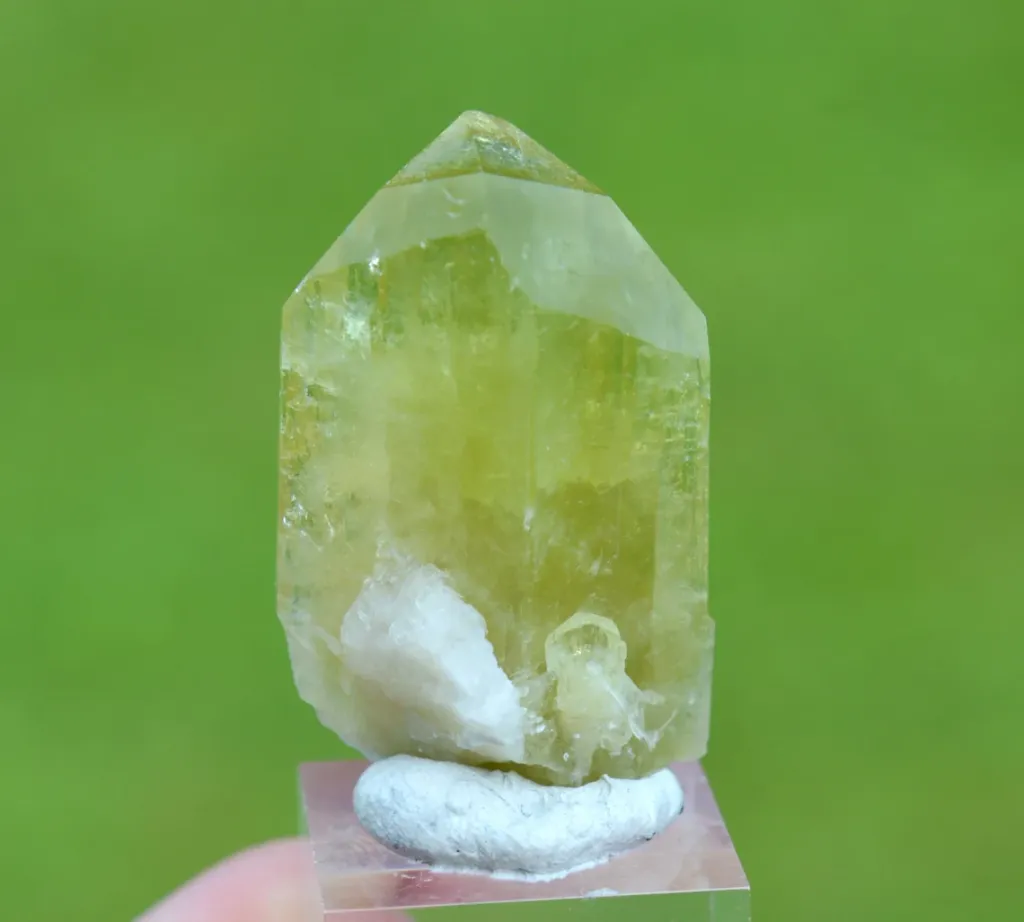Brazilianite 13.1 grams - Linópolis, Divino das Laranjeiras, Minas Gerais, Brazil - image 8
