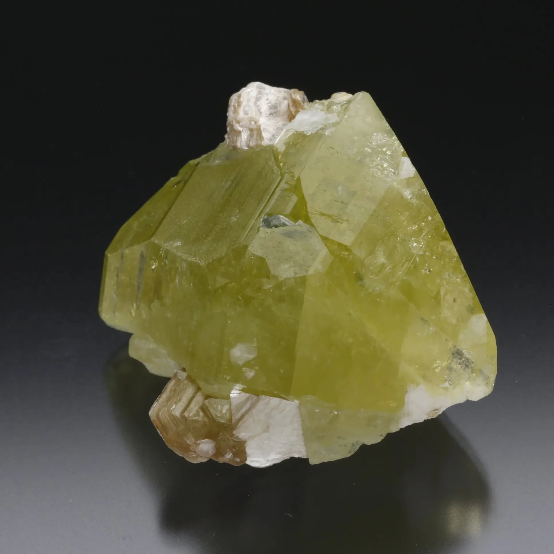 Brazilianite - image 2