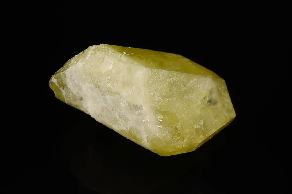 Brazilianite - image 4