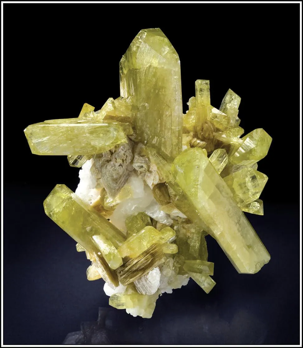 Brazilianite, Albite - image 1