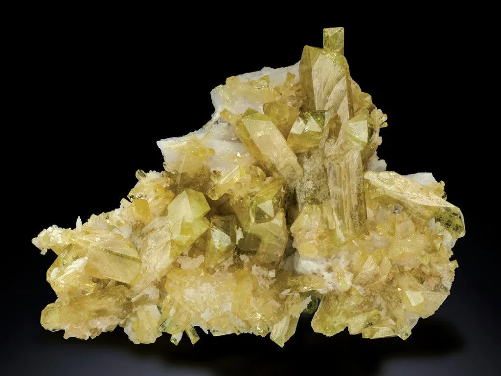 Brazilianite, Albite image