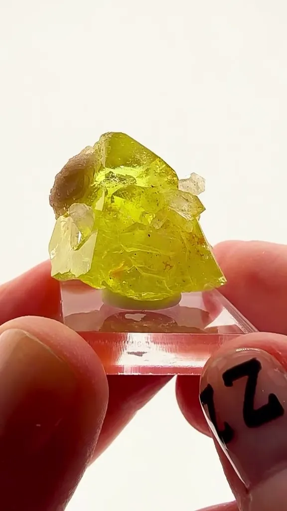 Brazilianite brilliance straight from Conselheiro Pena, Brazil image