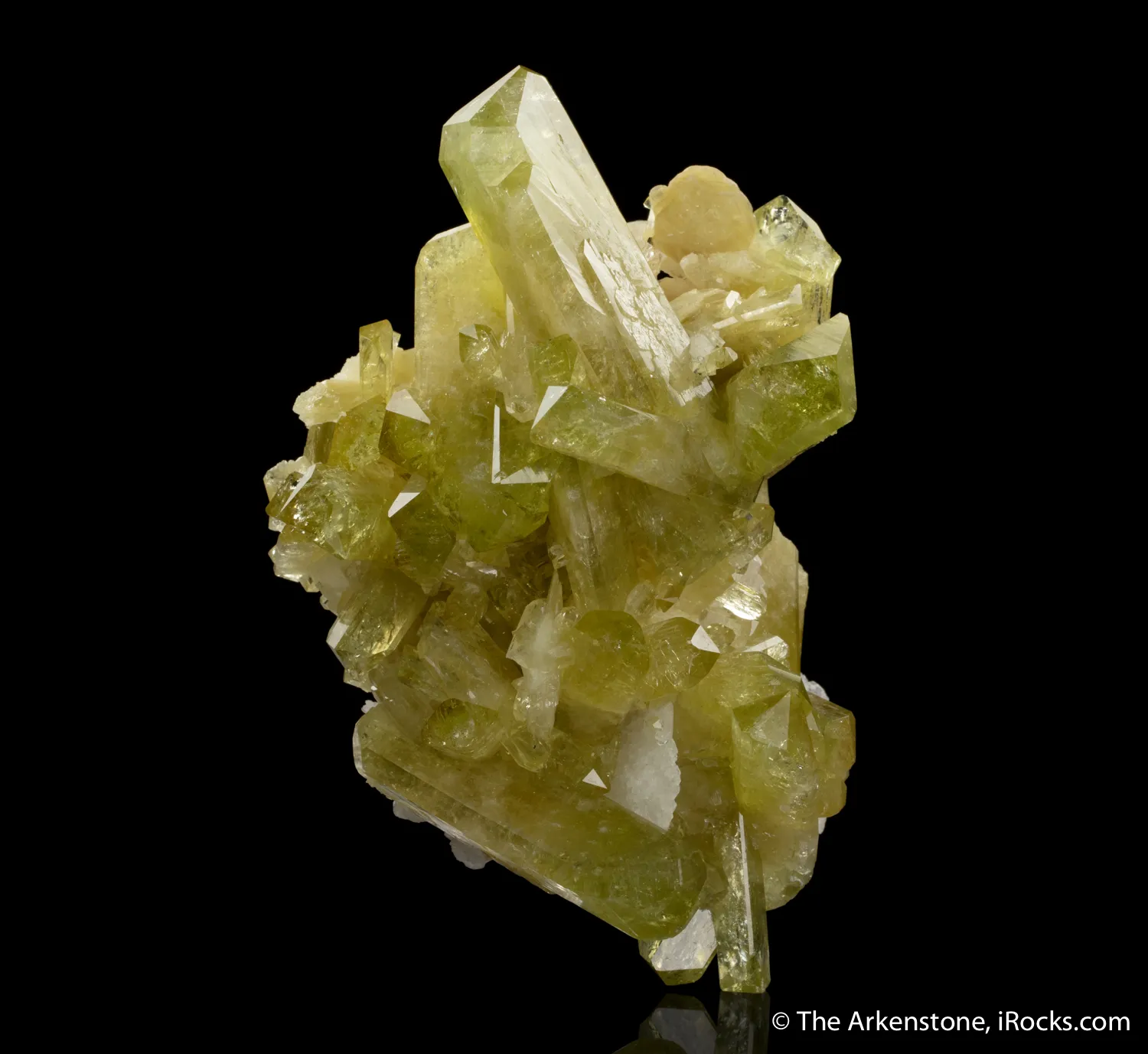 Brazilianite on Albite - image 5