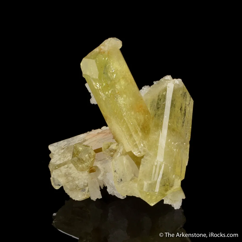 Brazilianite on Albite image