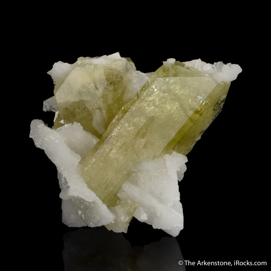 Brazilianite on Albite image