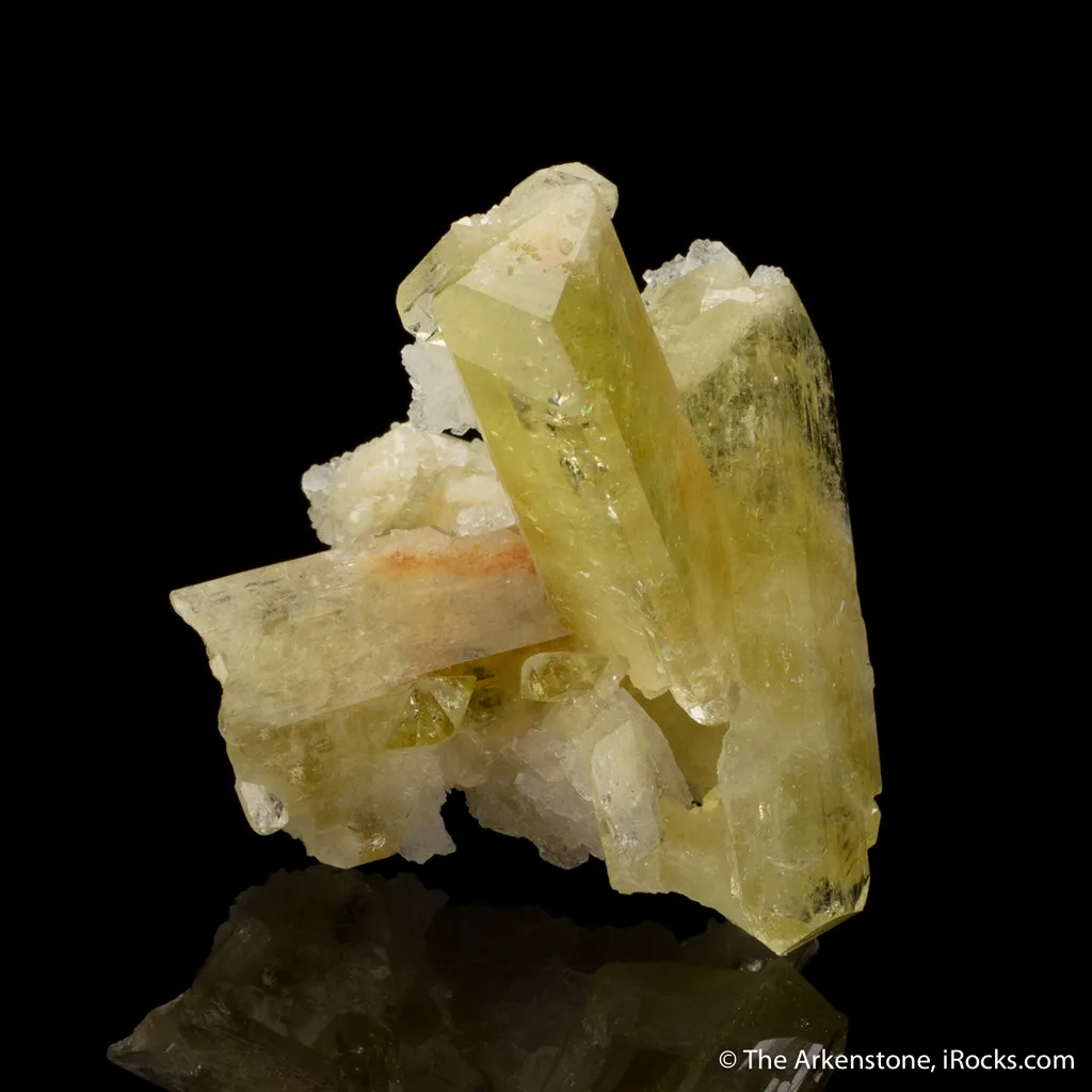 Brazilianite on Albite - image 2