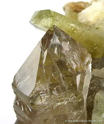 Brazilianite on Quartz - image 4