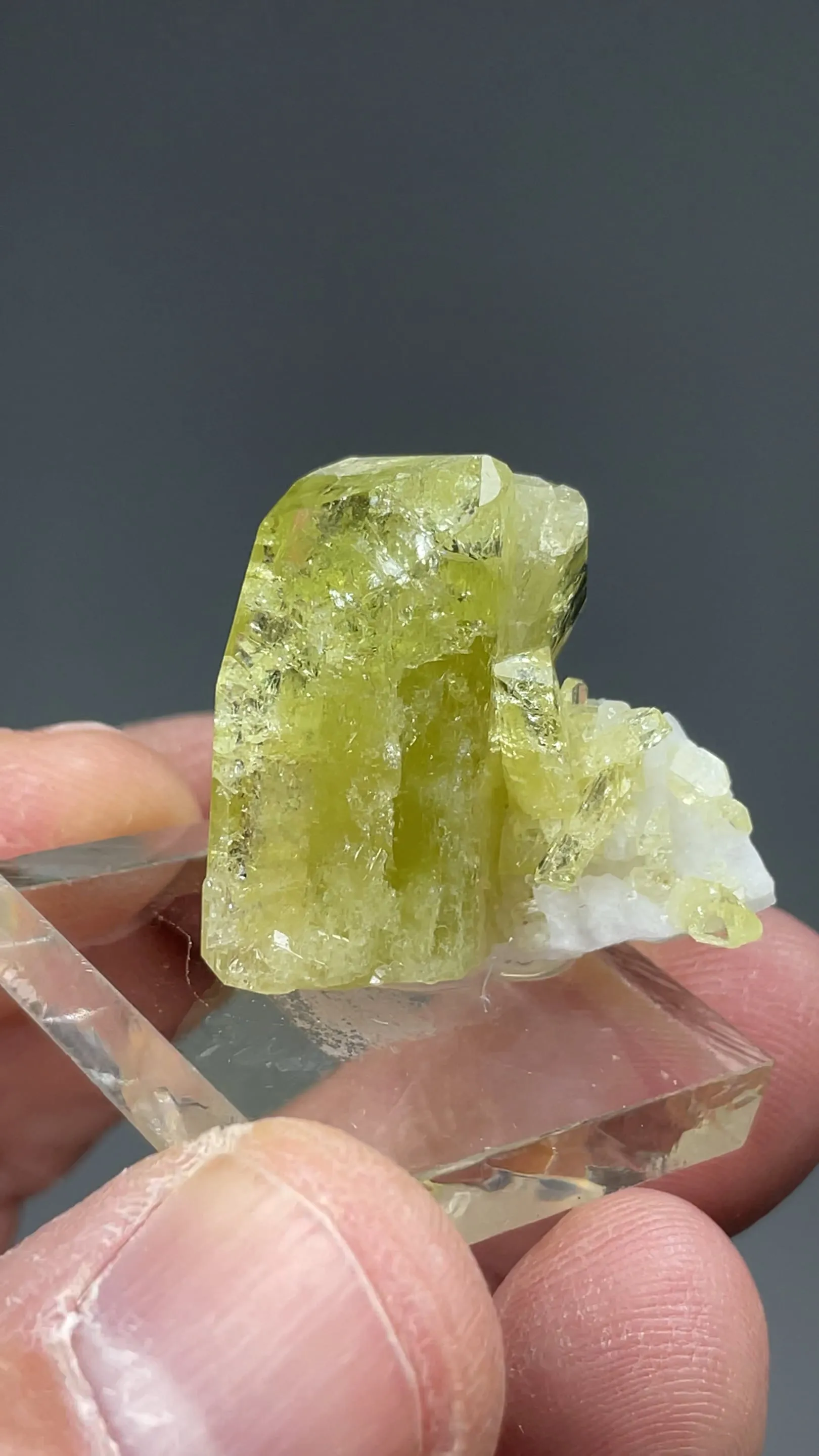 Brazilianite with Albite - image 2