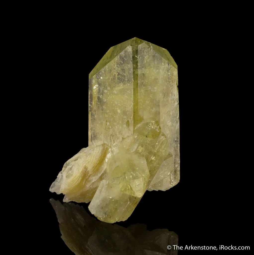 Brazilianite with Muscovite image