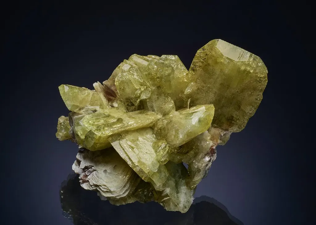 Brazilianite with Muscovite image