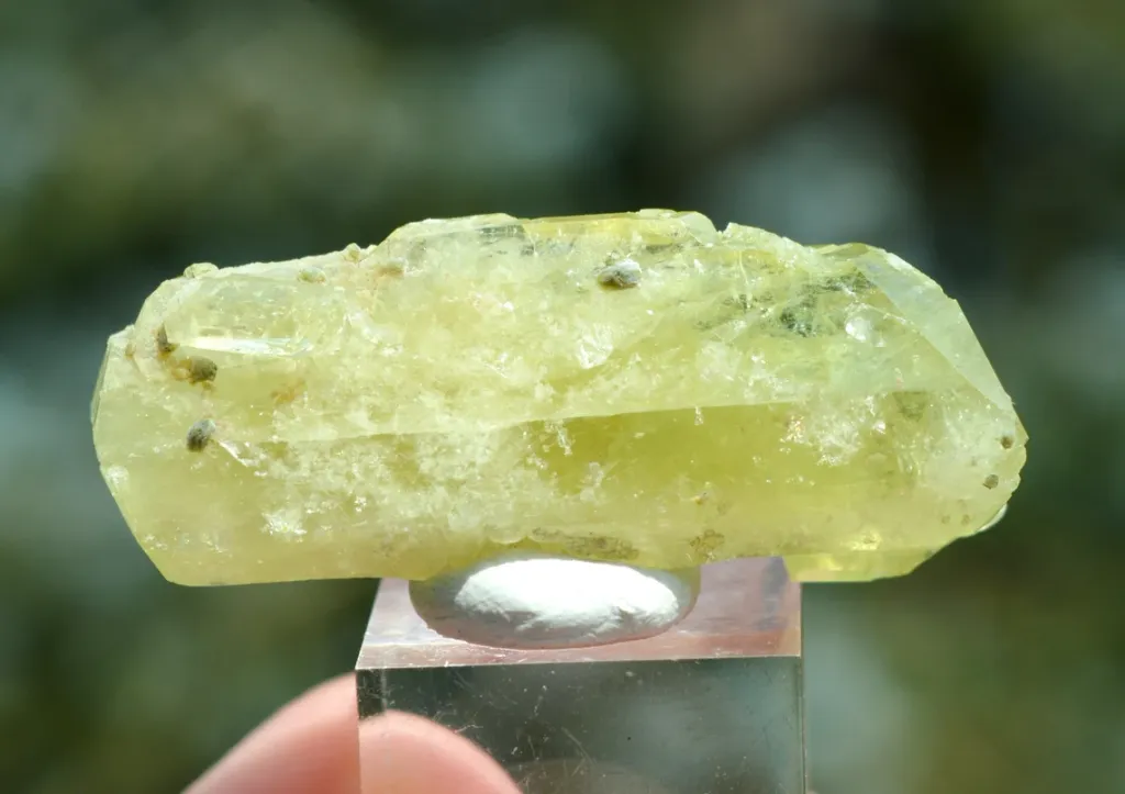 Brazilianite & Zanazziite 14.7 grams - Linópolis, Divino das Laranjeiras, Minas Gerais, Brazil image
