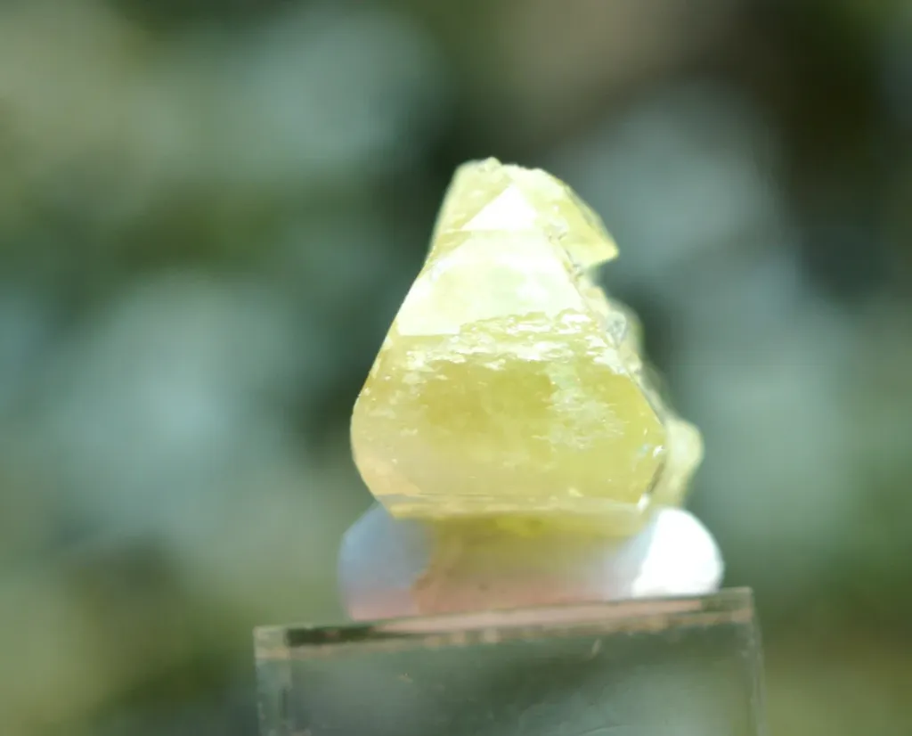 Brazilianite & Zanazziite 14.7 grams - Linópolis, Divino das Laranjeiras, Minas Gerais, Brazil - image 4