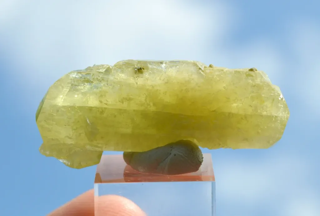 Brazilianite & Zanazziite 14.7 grams - Linópolis, Divino das Laranjeiras, Minas Gerais, Brazil - image 5