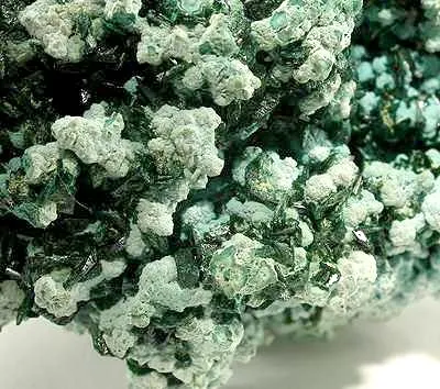 Brochantite, Azurite, Malachite - image 2
