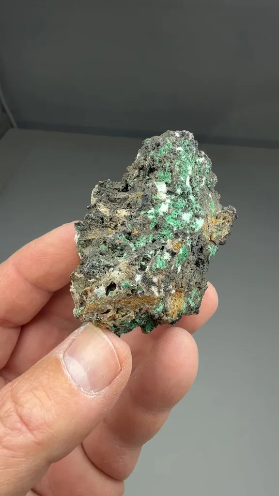 Brochantite - image 2