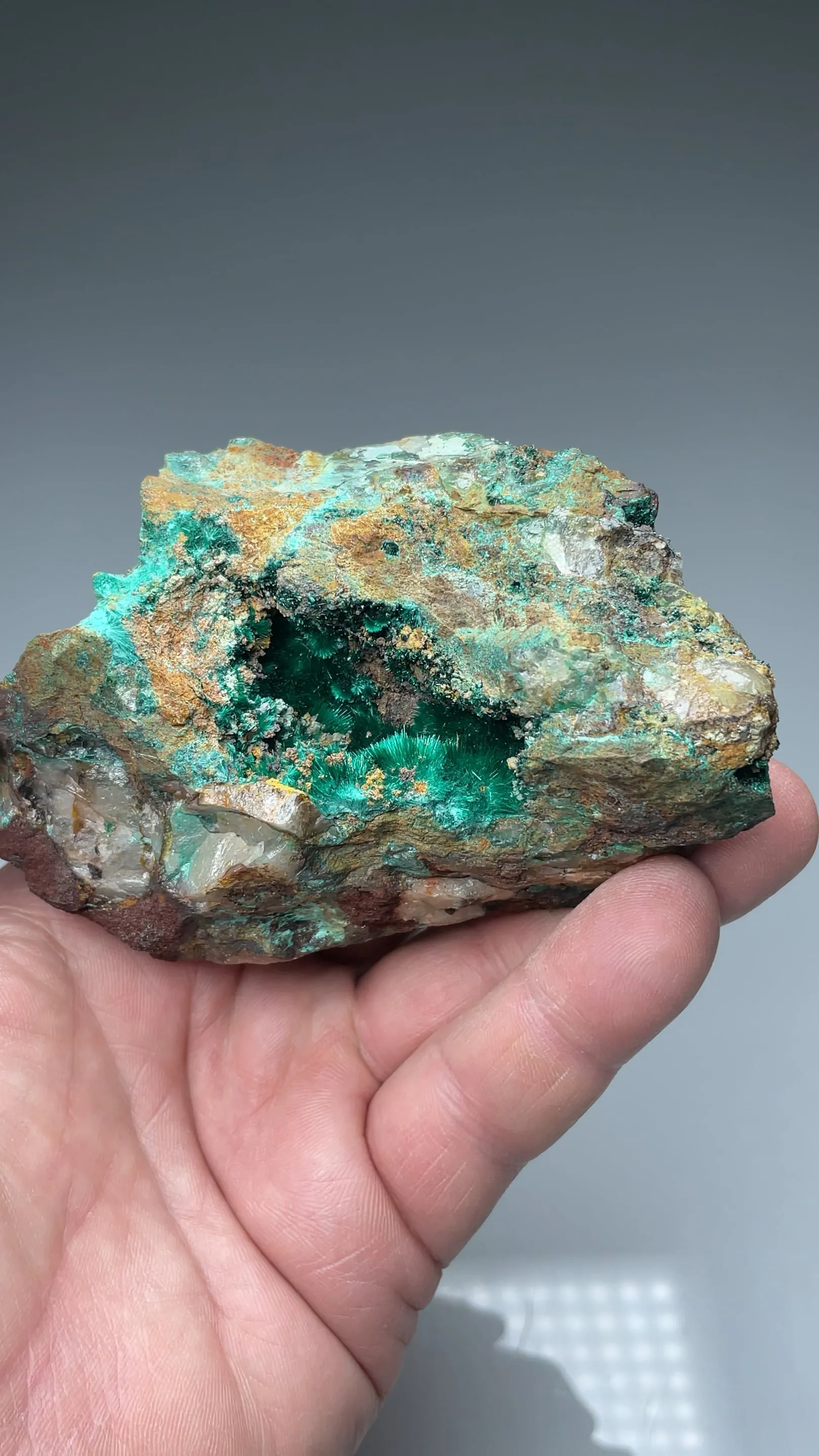 Brochantite - image 2