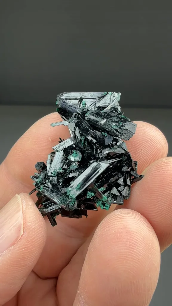 Brochantite - image 2