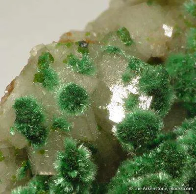 Brochantite & Conichalcite on Calcite - image 2