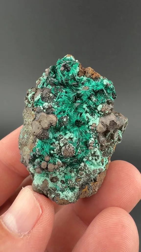 Brochantite - image 2