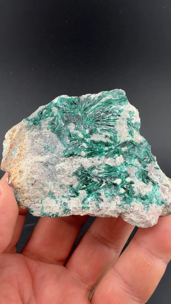 Brochantite image