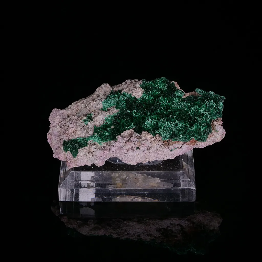 Brochantite from DR Congo, Lubudi, Kabolela Mine image