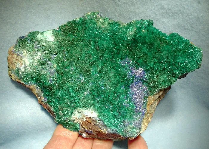 Brochantite, Linarite image