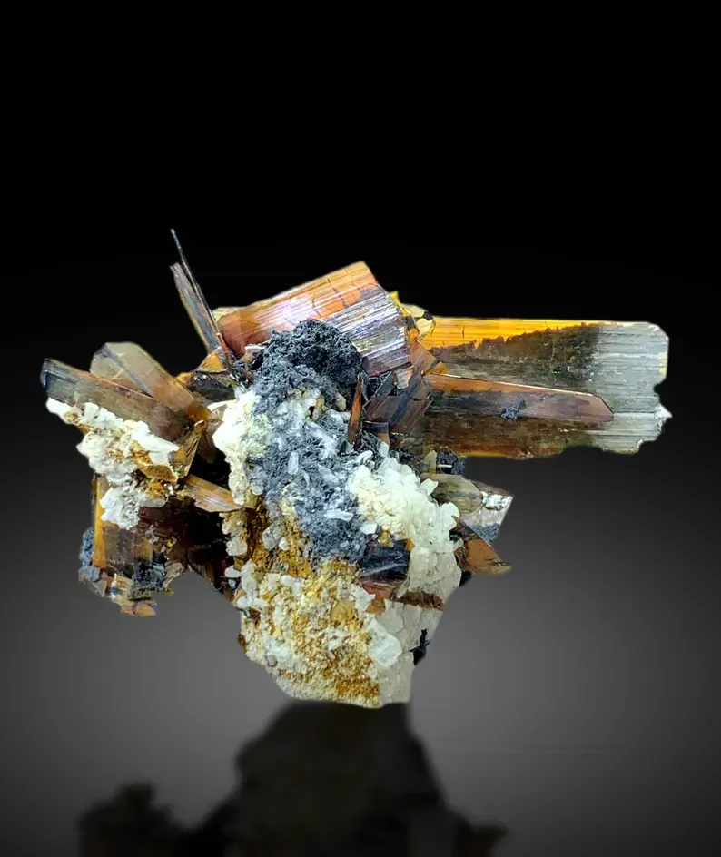 Brookite from Pakistan - image 8