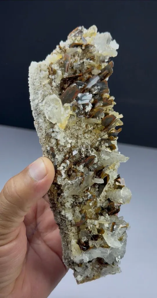 Brookite from Pakistan, Balochistan, Kharan District - image 2