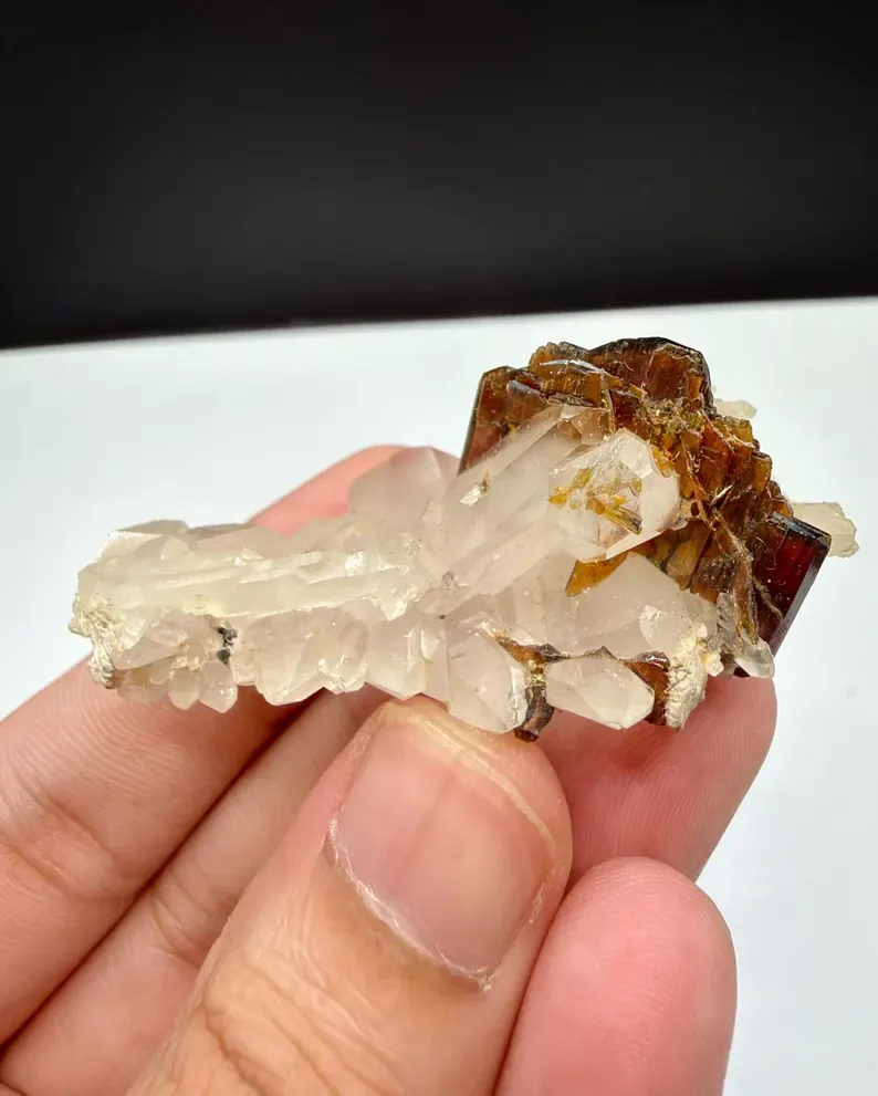 Brookite from Pakistan - image 2