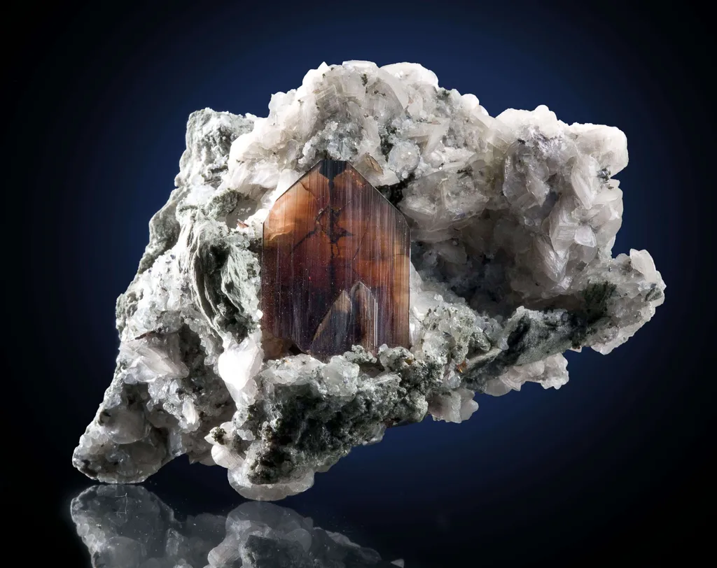 Brookite on Calcite - image 2