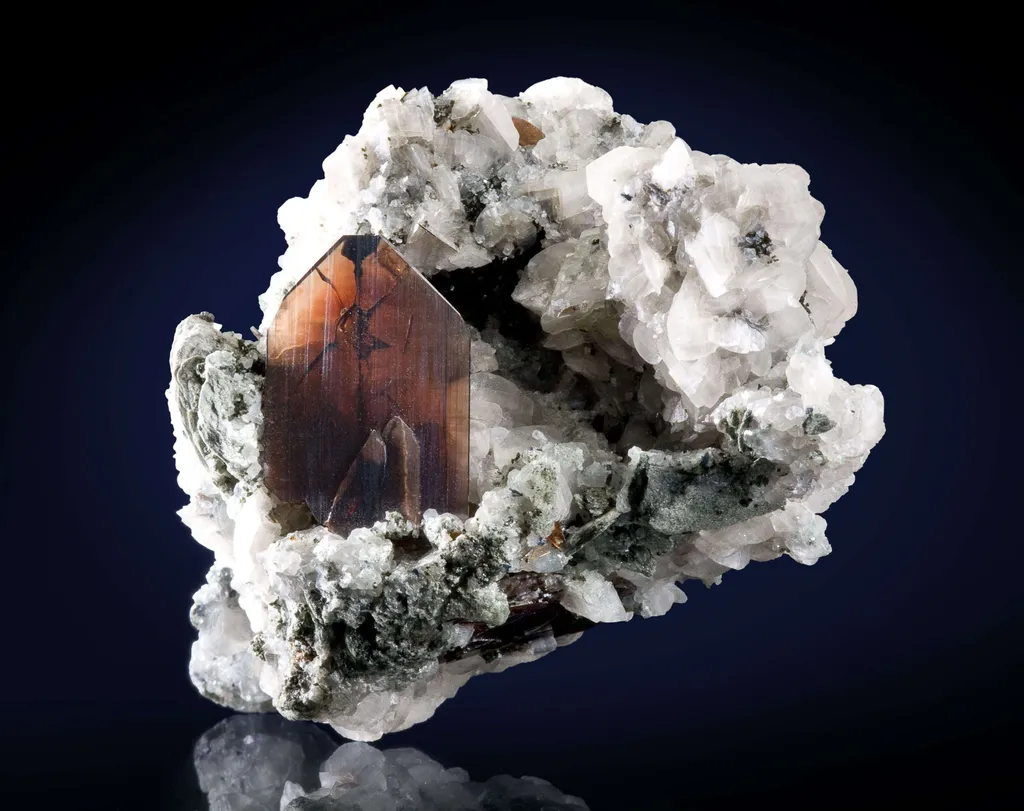 Brookite on Calcite - image 3