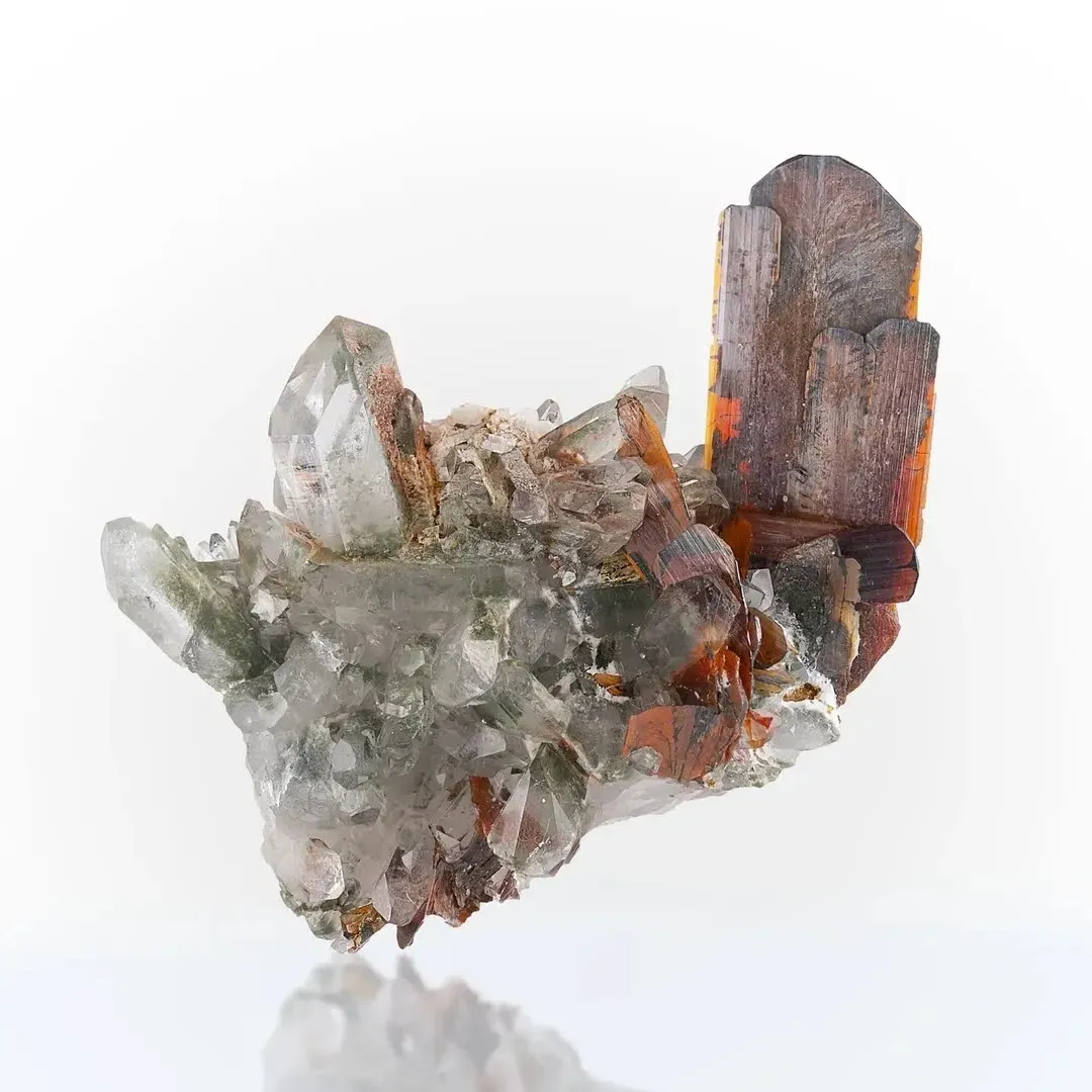 Brookite on Chlorite Quartz - image 2