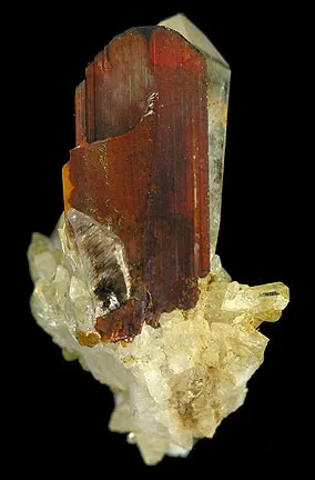 Brookite, Quartz image