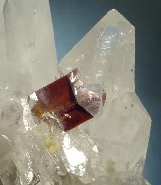 Brookite, Quartz - image 2