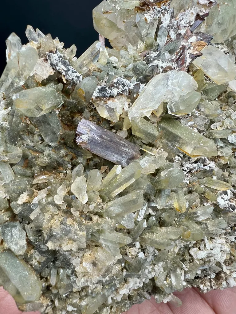 Brookite with Anatase+chlorite Quartz - image 3