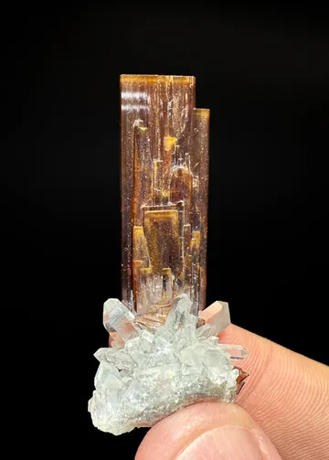Brookite with Quartz