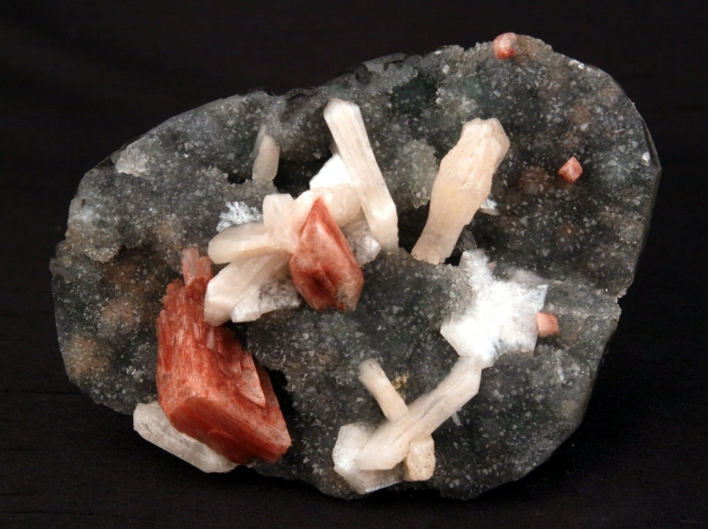 Brown Heulandite Crystals With Stilbite on MM Quartz Natural Minerals Specimen - image 4