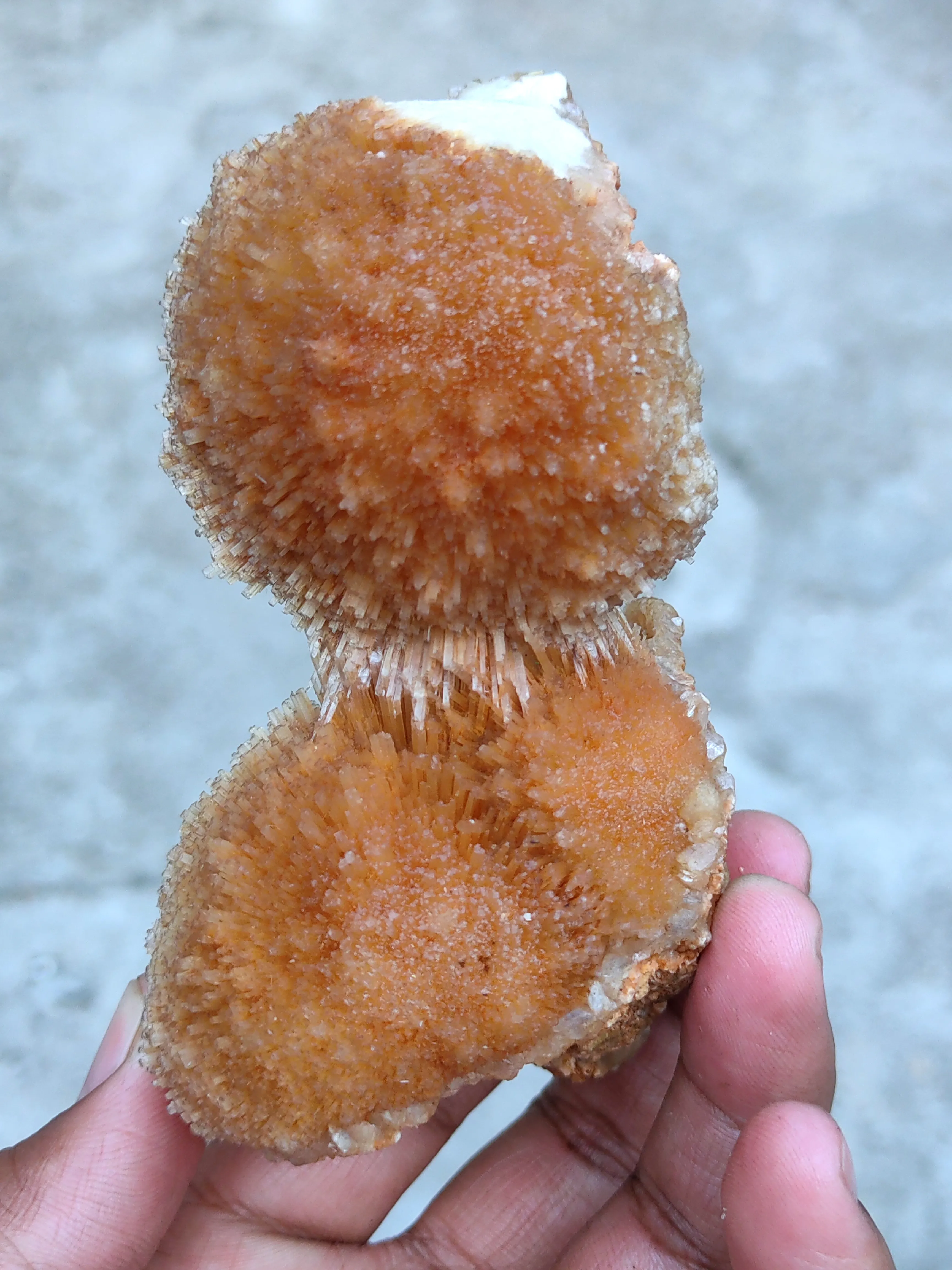 Brown Thomsonite ball. - image 6