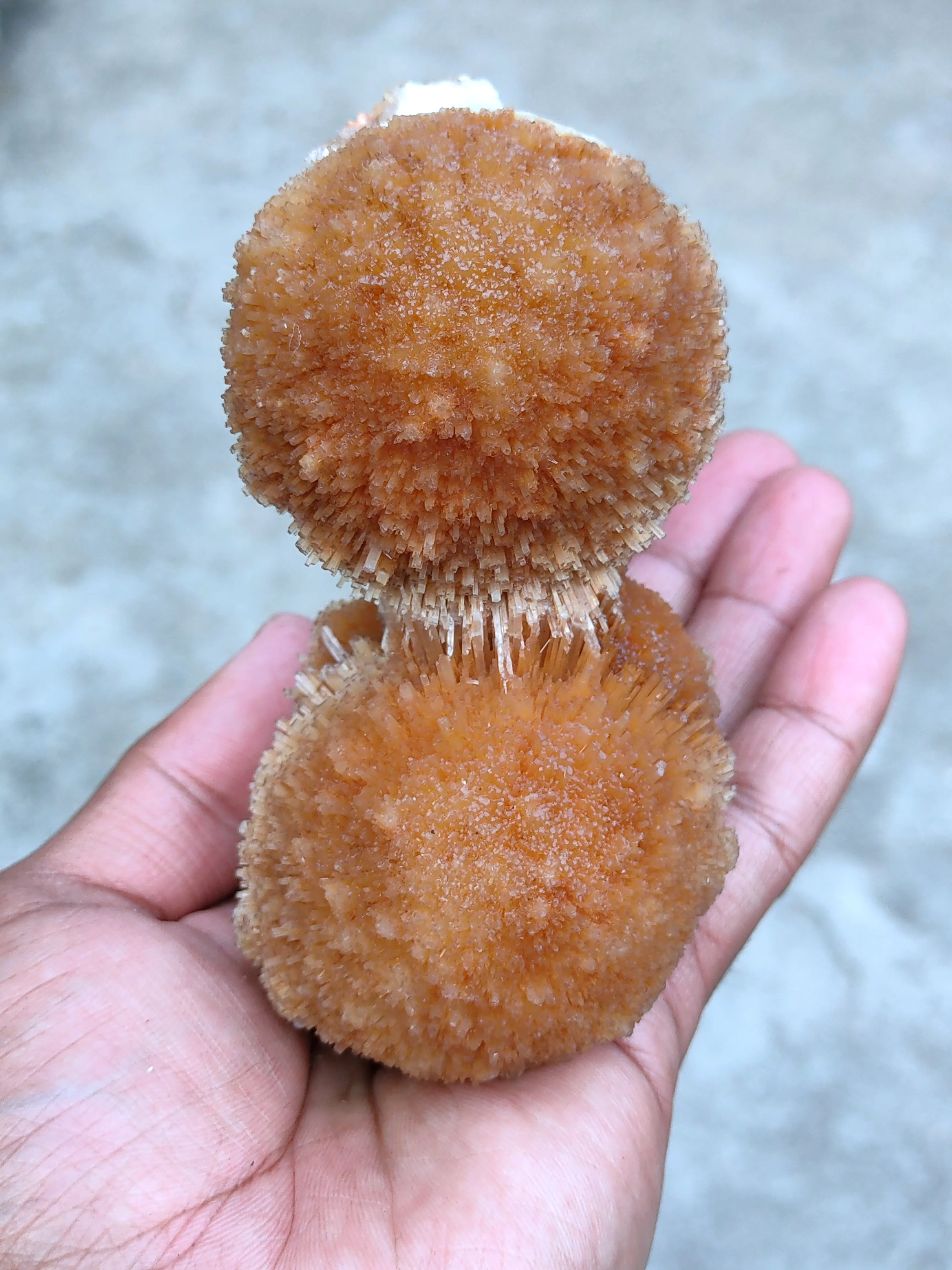 Brown Thomsonite ball. - image 4