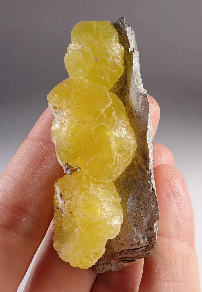 Brucite - image 2