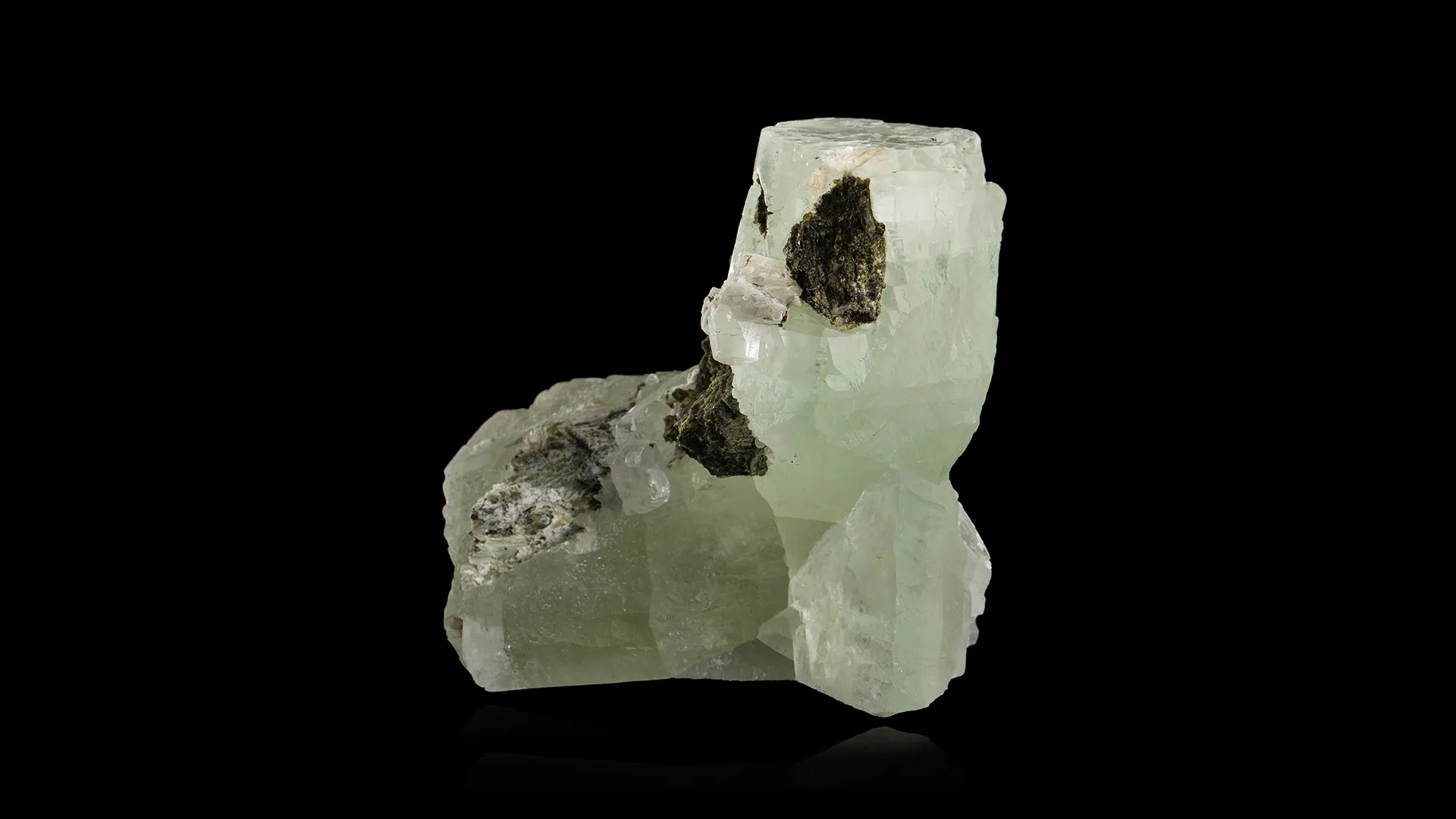 Brucite - image 1