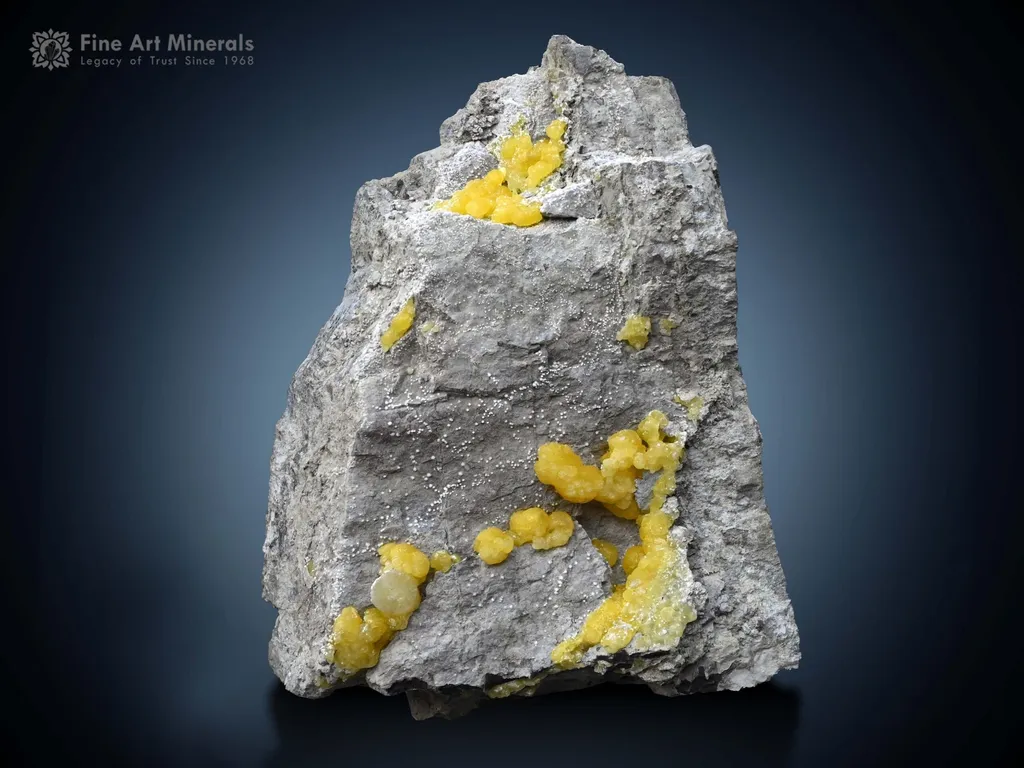 Brucite Cluster on Matrix from Baluchistan Pakistan image